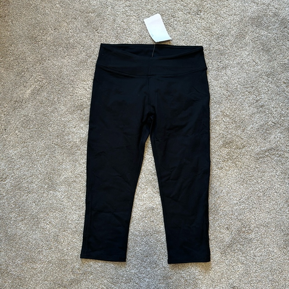 Fabletics brand workout capri